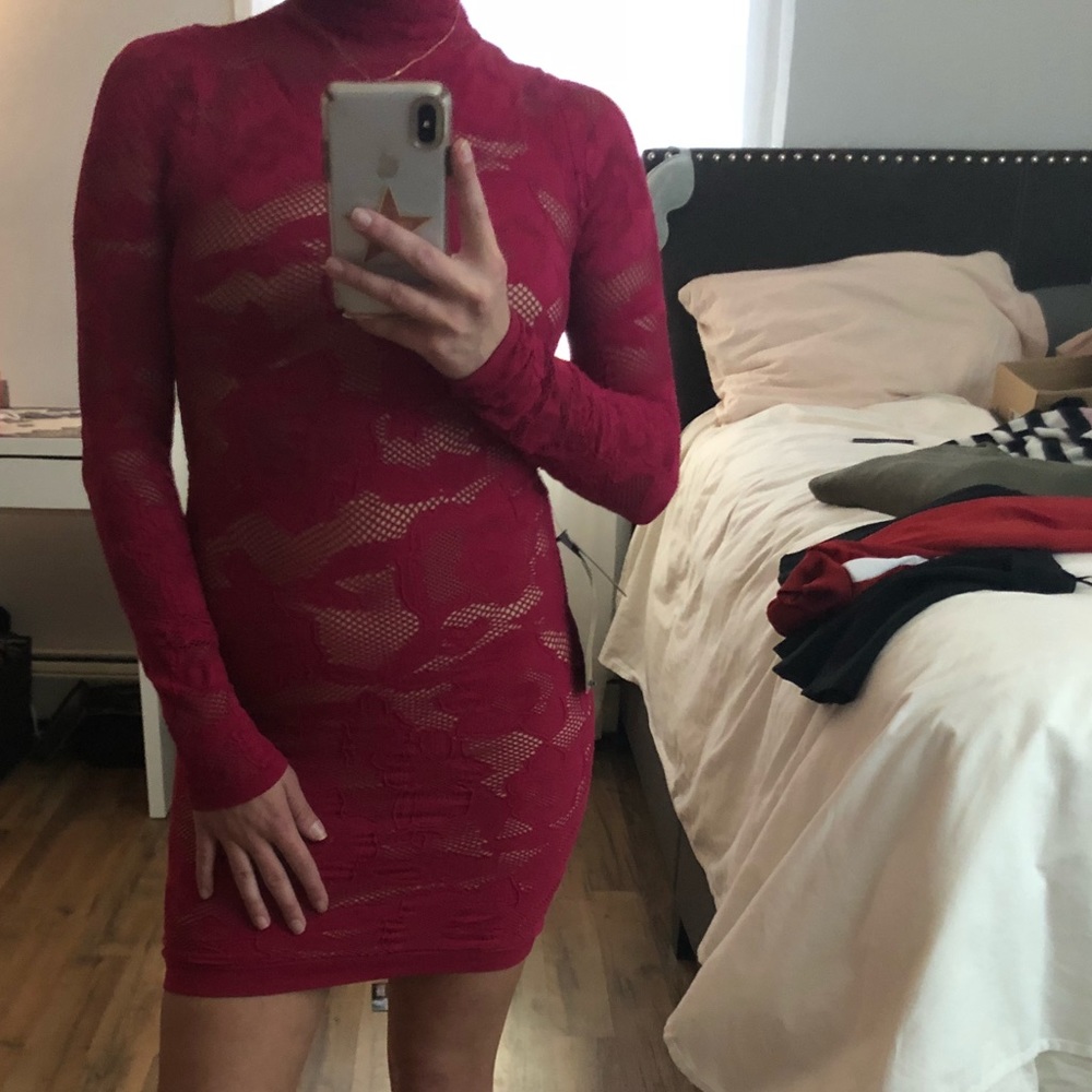 HP⚡️BEBE lace dress - Picture 2 of 6